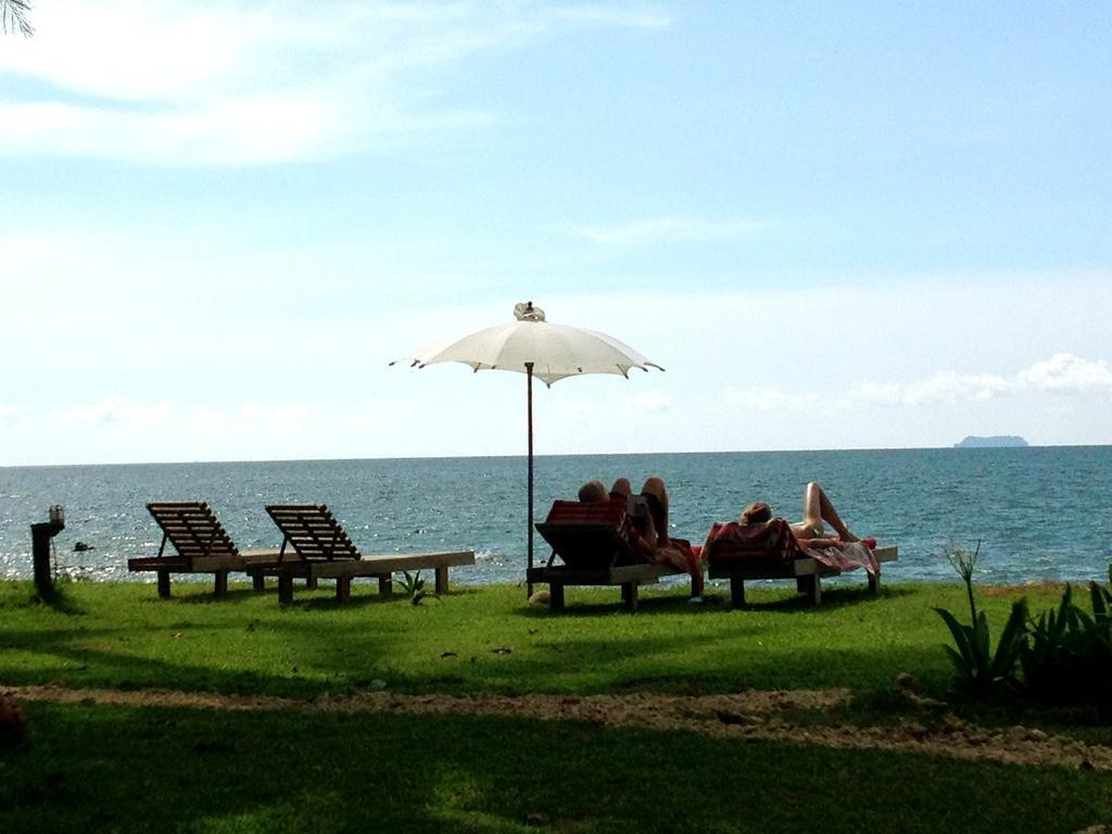 Nautilus Right On The Beach - Adult Only - Sha Extra Plus Ko Lanta Buitenkant foto